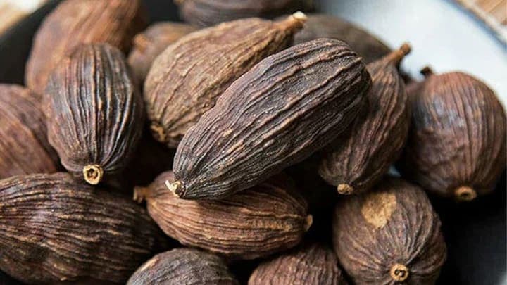 Black Cardamom — export-grade spice from India
