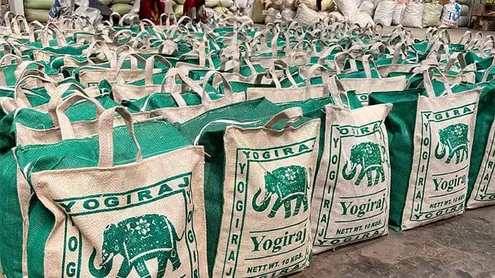 Pack stage in Yogiraj spice supply chain